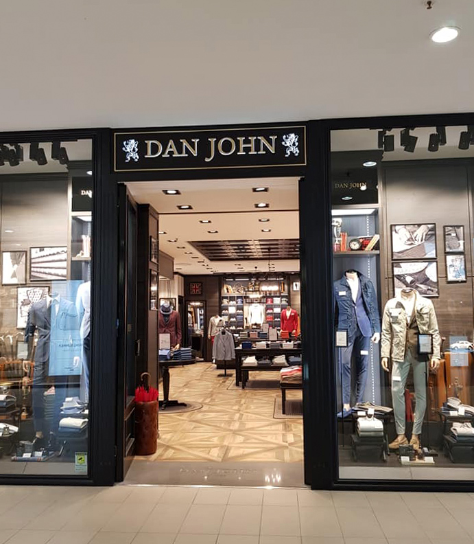 Illuminazione negozi Dan John