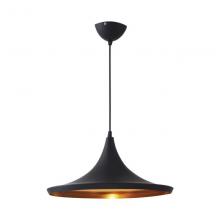 Lampadario in metallo verniciato.